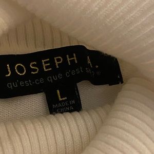 Joseph A.- Womens long sleeve white turtle neck
